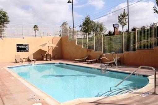 фото отеля Hampton Inn Norco-Corona-Eastvale