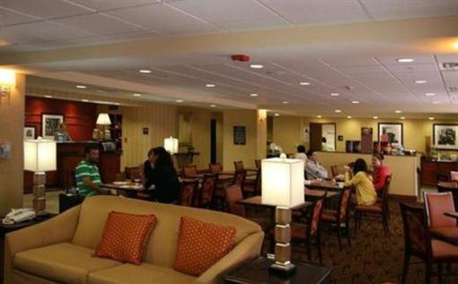фото отеля Hampton Inn Norco-Corona-Eastvale