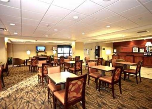 фото отеля Hampton Inn Norco-Corona-Eastvale