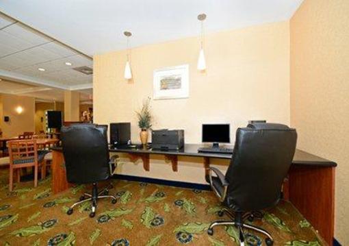 фото отеля Comfort Suites Amish Country