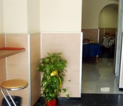 фото отеля Hotel Le Tre Stazioni Genoa