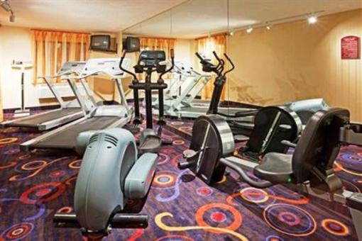 фото отеля Holiday Inn Express Minneapolis Golden Valley