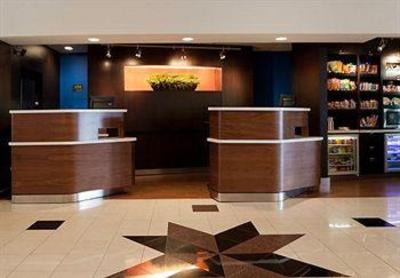 фото отеля Courtyard by Marriott DFW Airport North / Irving