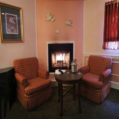 фото отеля Inn of the Dove - Bensalem