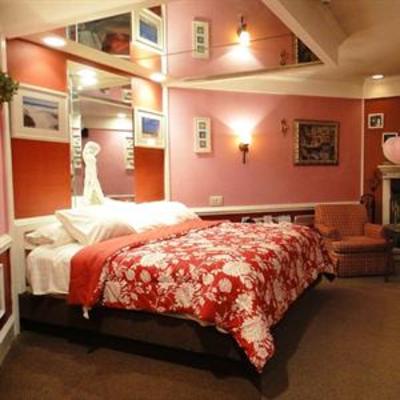 фото отеля Inn of the Dove - Bensalem