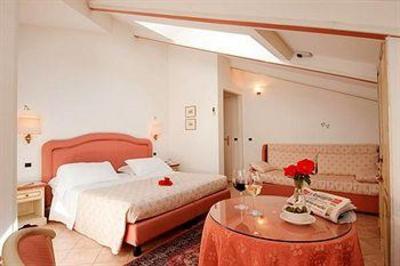 фото отеля Hotel Kursaal - Umbria