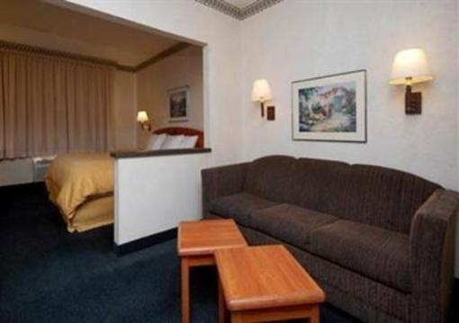 фото отеля Comfort Suites University El Paso