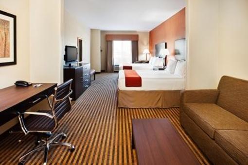 фото отеля Holiday Inn Express Hotel & Suites Matthews East