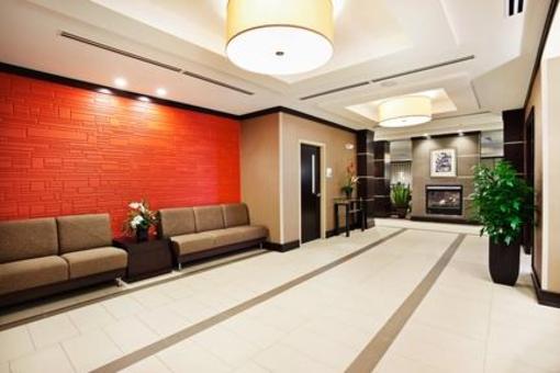 фото отеля Holiday Inn Express Hotel & Suites Matthews East