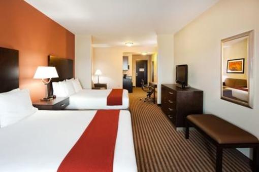 фото отеля Holiday Inn Express Hotel & Suites Matthews East