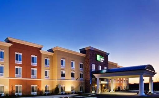 фото отеля Holiday Inn Express Hotel & Suites Matthews East