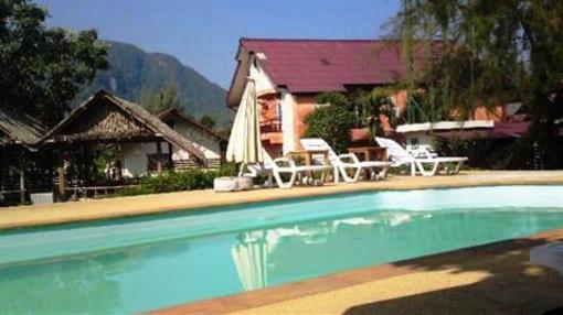 фото отеля Phitharom Phi Phi Resort