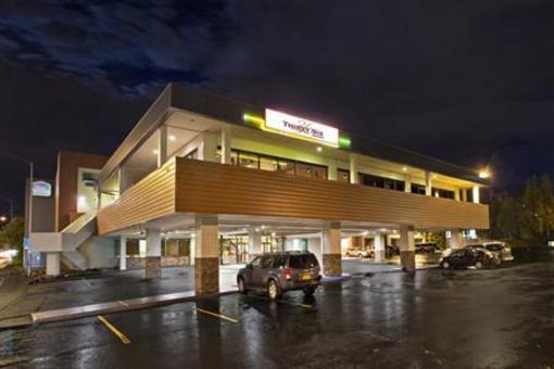 фото отеля BEST WESTERN Golden Lion Hotel