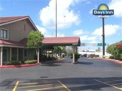 фото отеля Days Inn Downtown Riverwalk