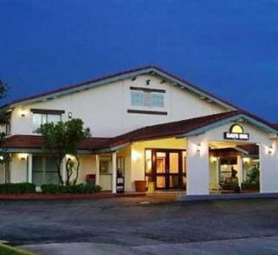 фото отеля Days Inn Downtown Riverwalk