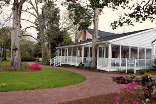 фото отеля Henderson Village Country Resort