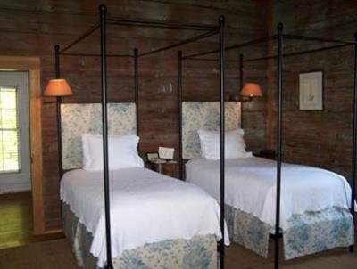 фото отеля Henderson Village Country Resort