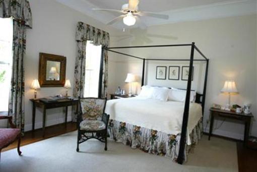 фото отеля Henderson Village Country Resort