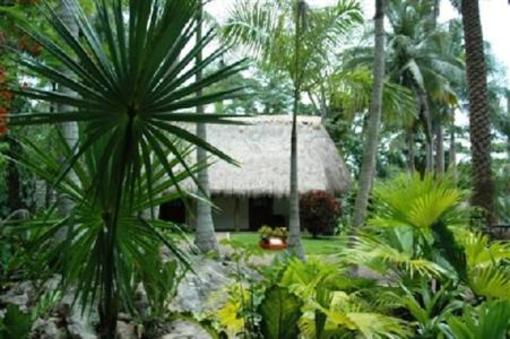 фото отеля Hotel & Bungalows Mayaland Chichen Itza