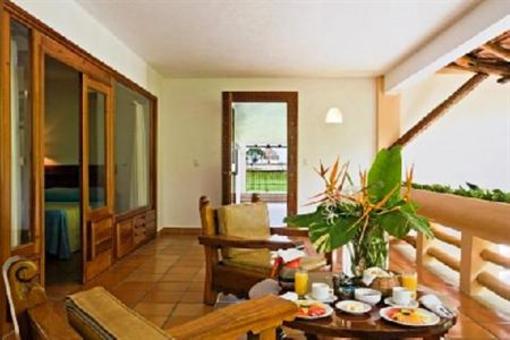 фото отеля Hotel & Bungalows Mayaland Chichen Itza