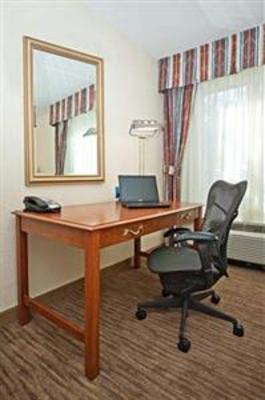 фото отеля Hilton Garden Inn Addison (Texas)