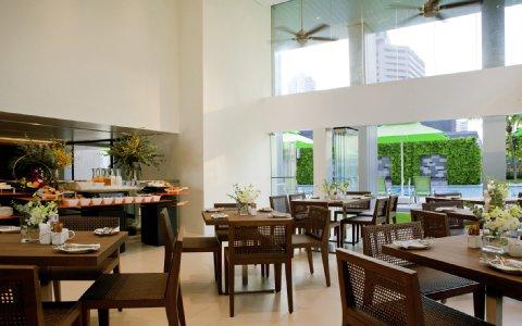 фото отеля 8 on Claymore Serviced Residences