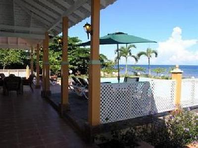 фото отеля Club Ambiance Hotel Runaway Bay
