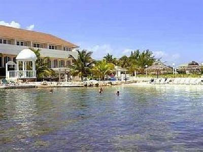 фото отеля Club Ambiance Hotel Runaway Bay