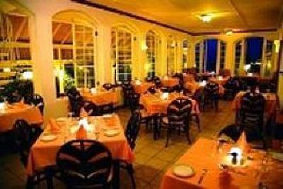 фото отеля Club Ambiance Hotel Runaway Bay