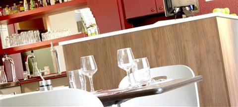 фото отеля Campanile Avignon Sud Montfavet La Cristole Hotel