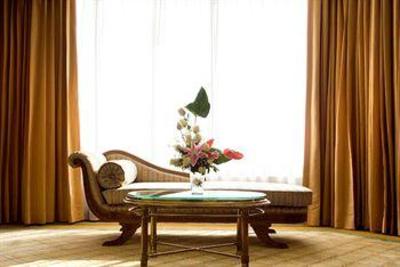 фото отеля Montien Riverside Hotel