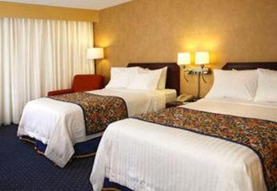 фото отеля Courtyard by Marriott Fresno Airport