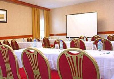 фото отеля Courtyard by Marriott Fresno Airport