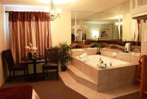 фото отеля Hotel Motel Le Chateauguay