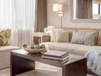 Luxe Sunset Boulevard Hotel