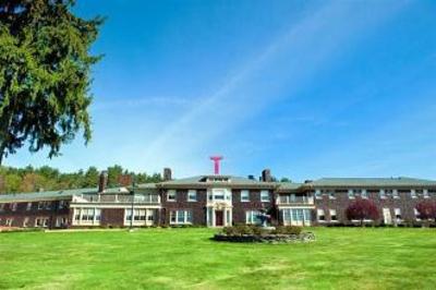 фото отеля Traditions at the Glen Resort and Conference Center