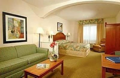 фото отеля Summer Bay's Crown Pointe Lodge
