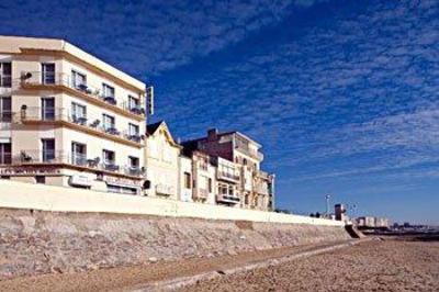 фото отеля BEST WESTERN Les Roches Noires