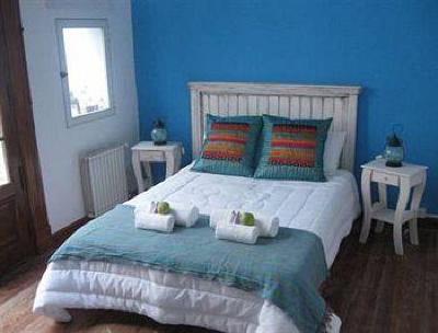 фото отеля Reyna Violeta Bed and Breakfast