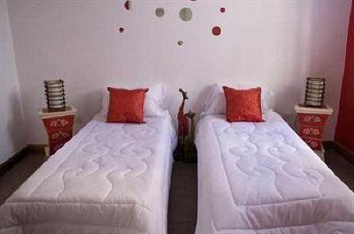 фото отеля Reyna Violeta Bed and Breakfast