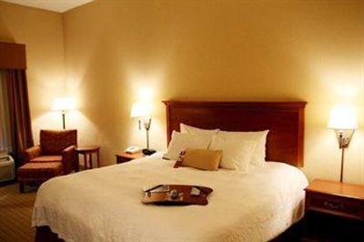 фото отеля Hampton Inn Pell City