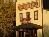 McCarthy Lodge & The Ma Johnson's Hotel