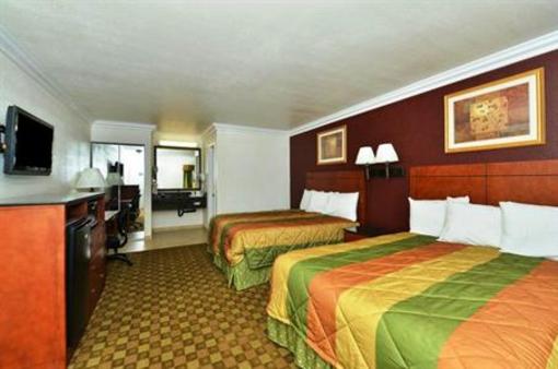 фото отеля Americas Best Value Inn Adelanto Victorville