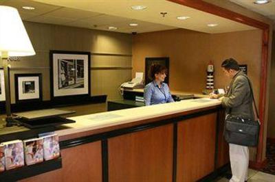 фото отеля Hampton Inn Laredo