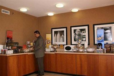 фото отеля Hampton Inn Laredo