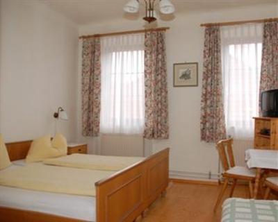 фото отеля Gastehaus Heller