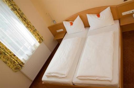 фото отеля Landhotel Schwabenhof
