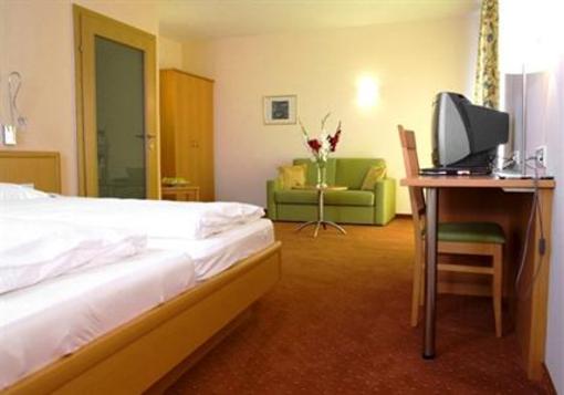 фото отеля Landhotel Schwabenhof