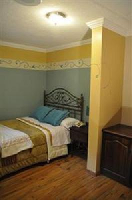 фото отеля Morenica del Rosario Hotel