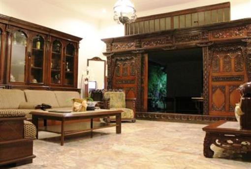 фото отеля SBTH Boutique Hotel Sanggabuana 11